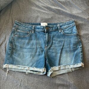 Mid-Rise Denim Shorts - 31